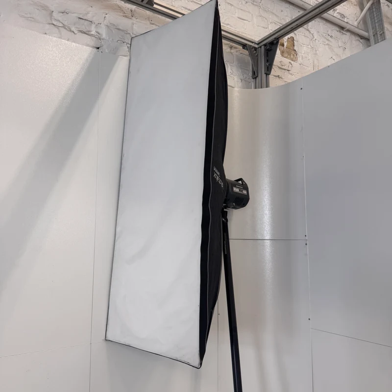 Fotostudio Fotokabine Weiß Silber Aluminium Profil mit Rotalux Style RX 600 Set Gebraucht