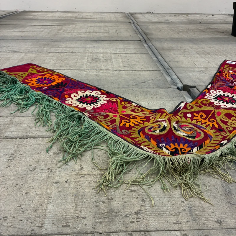 Orient Kelim Wandbehang 78x114cm Nomadenschmuck Bestickt Suzani Fransen Teppich Gebraucht