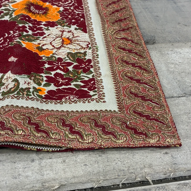 Orientalisches Kissenbezug 39x39cm Blumenmuster Ornament Orient Rot Teppich Gebraucht