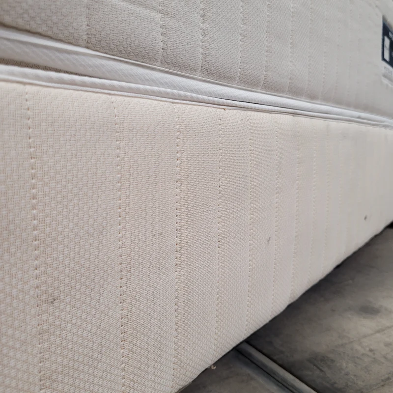 Simmons Heavenly Boxspringbett 180x200 inkl Matratze & Topper Bett Gebraucht