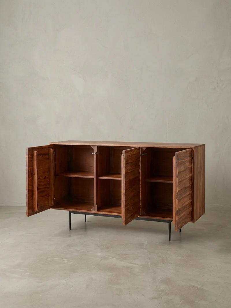 Sideboard – Massivholz, 150 cm breit, 3 Türen, modern