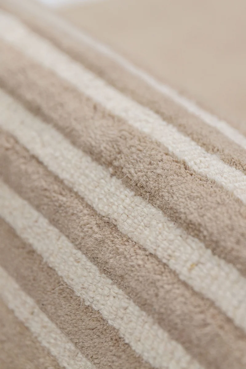 Handgetufteter Wollteppich Abstrakt · 100 % Wolle · Hand-Schnitt-Relief 10 mm