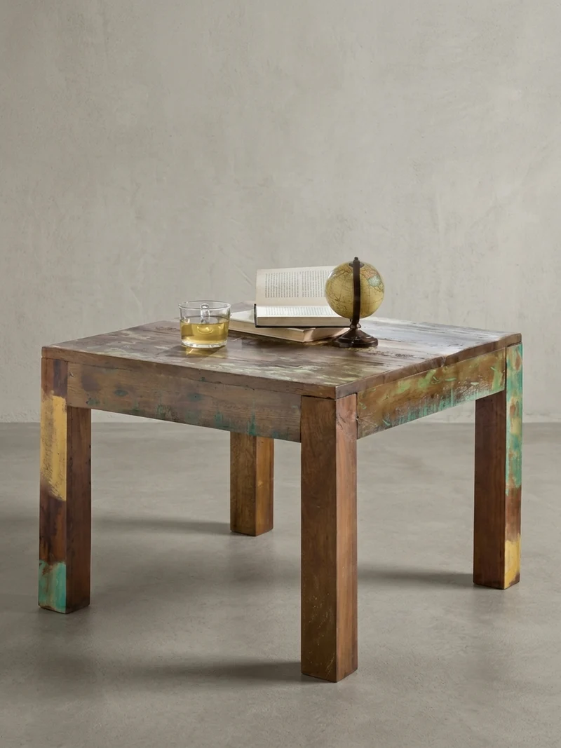 Couchtisch aus recyceltem Mango-Holz im Shabby-Chic Stil mit großer Tischplatte