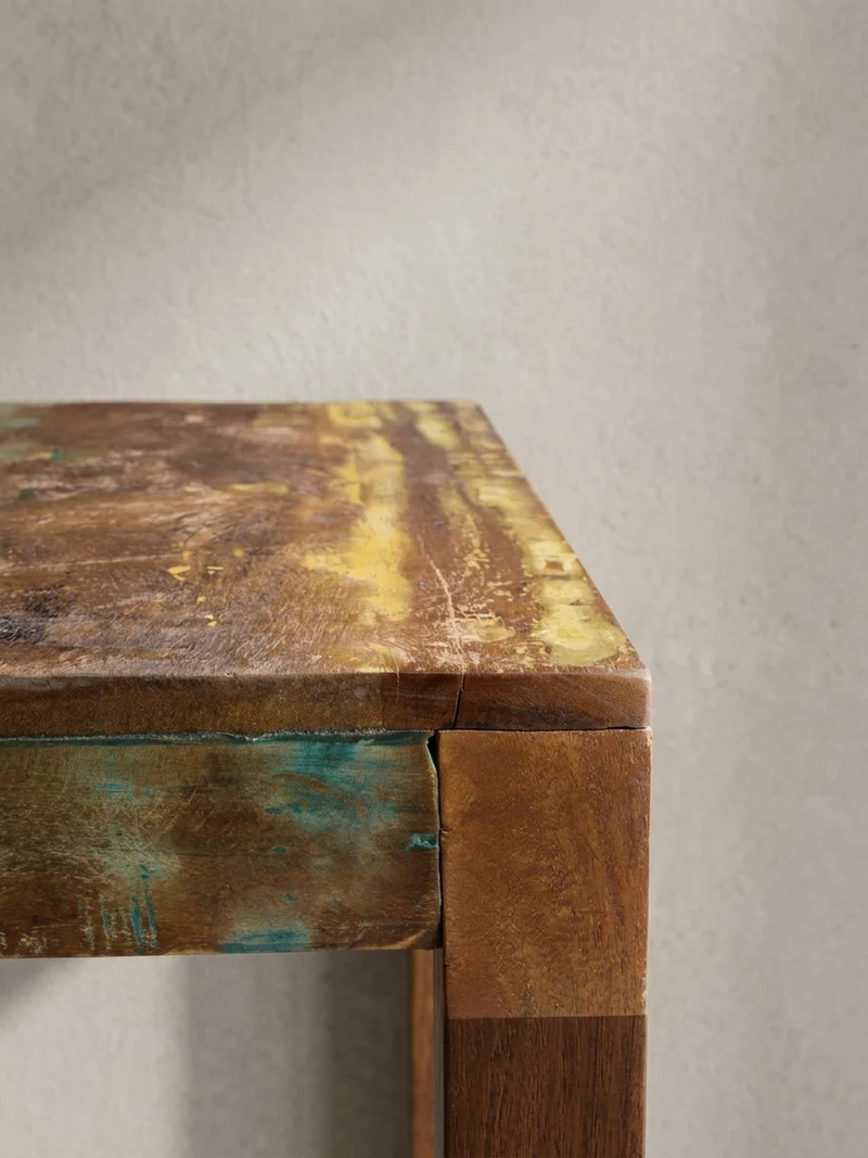 Couchtisch aus recyceltem Mango-Holz im Shabby-Chic Stil mit großer Tischplatte