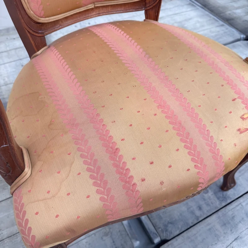 Stilmöbel Rokoko Armlehnstuhl Floral 5-Sterne Schlosshotel