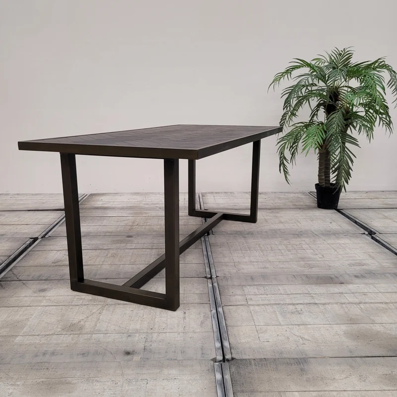Saffron Esstisch Massivholz 180cm Fischgrät Muster Schwarz Braun Tisch