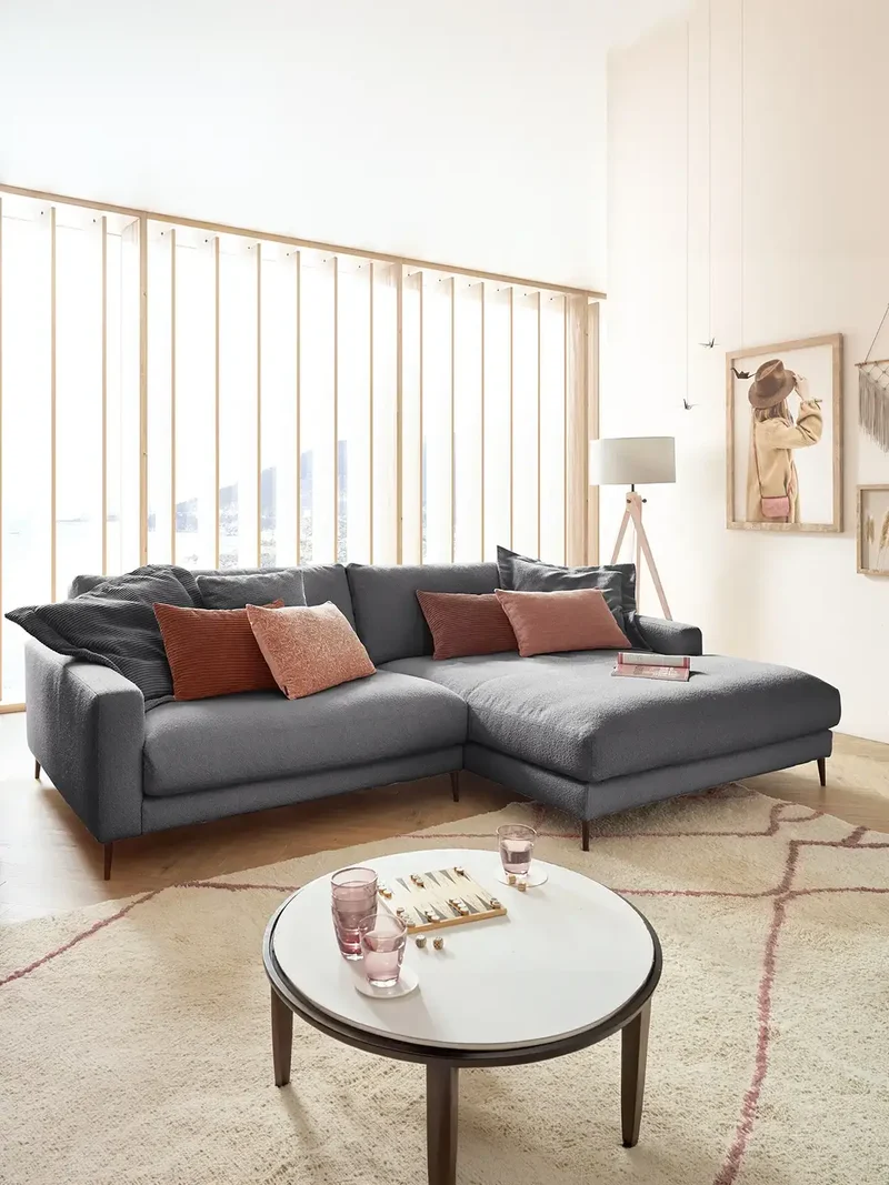 Uptown 2.0 – Ecksofa 1,5-Sitzer mit Armlehne links – Longchair long groß mit Armlehne rechts