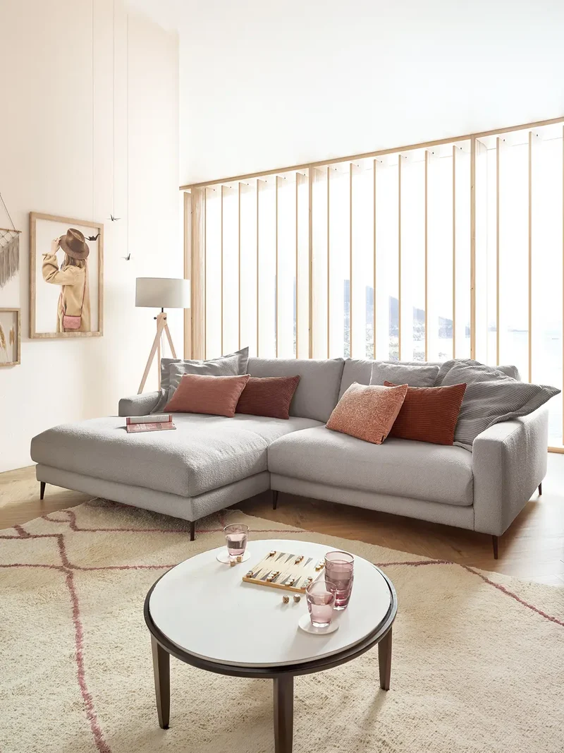 Uptown 2.0 – Ecksofa Longchair long groß mit Armlehne links – 1,5-Sitzer mit Armlehne rechts