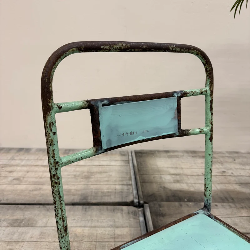 Vintage Stuhl Hellgrün Metall Industrial Shabby Chic Gebraucht