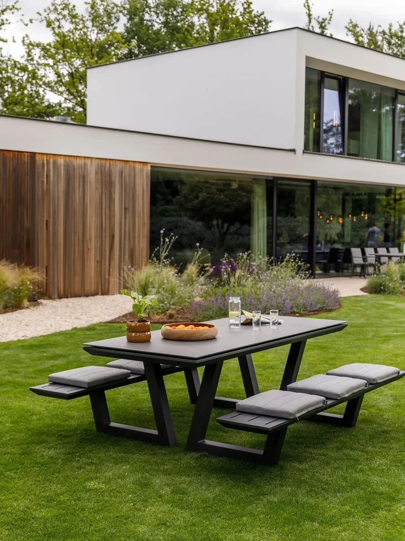 Lotus Picnic Table