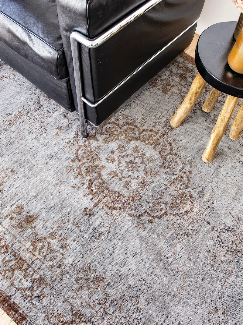 Fading World Grey Ebony Teppich