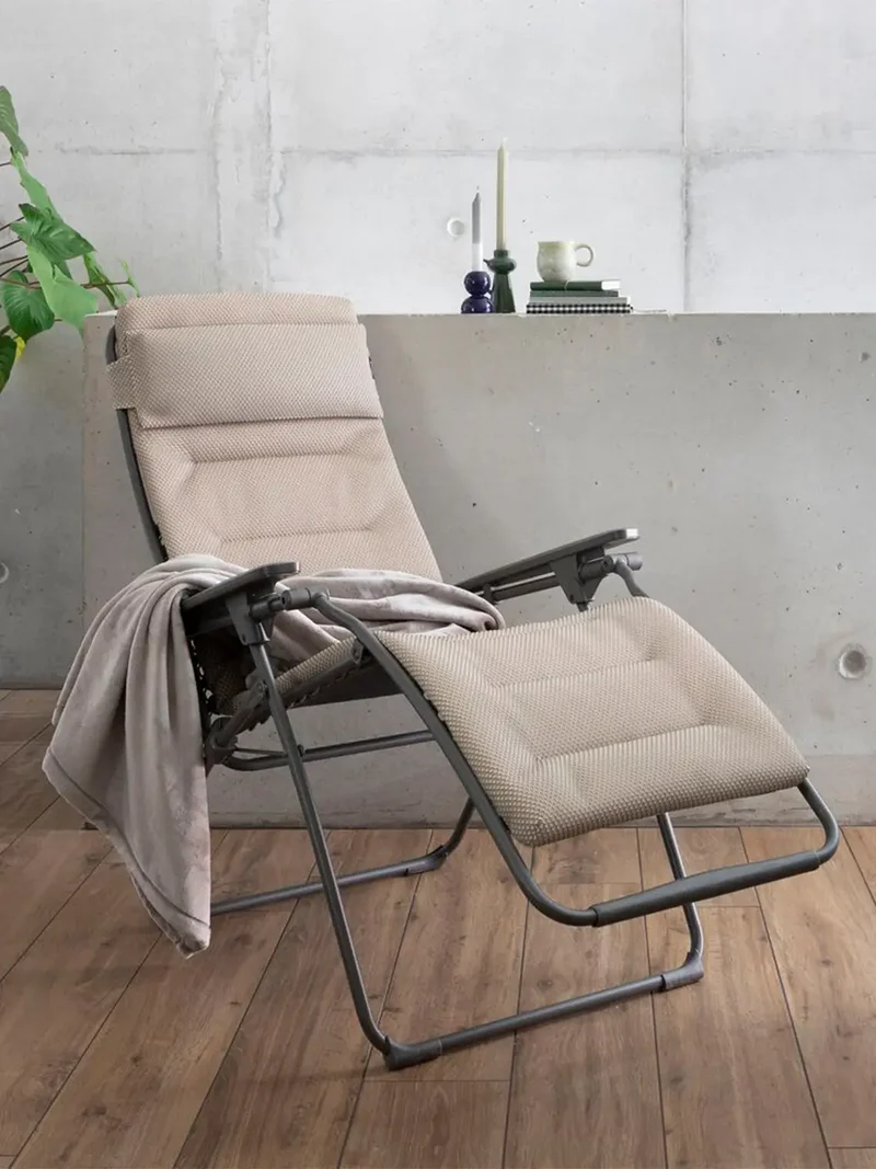 Gepolsterte Relaxliege | LFM3130