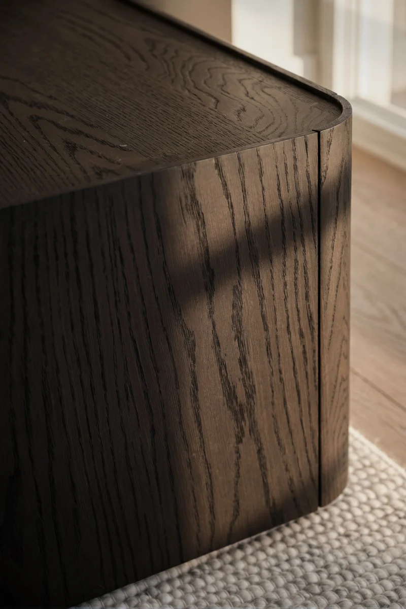 Vorbestellung | Coffeetable 90x90cm, Eiche braun