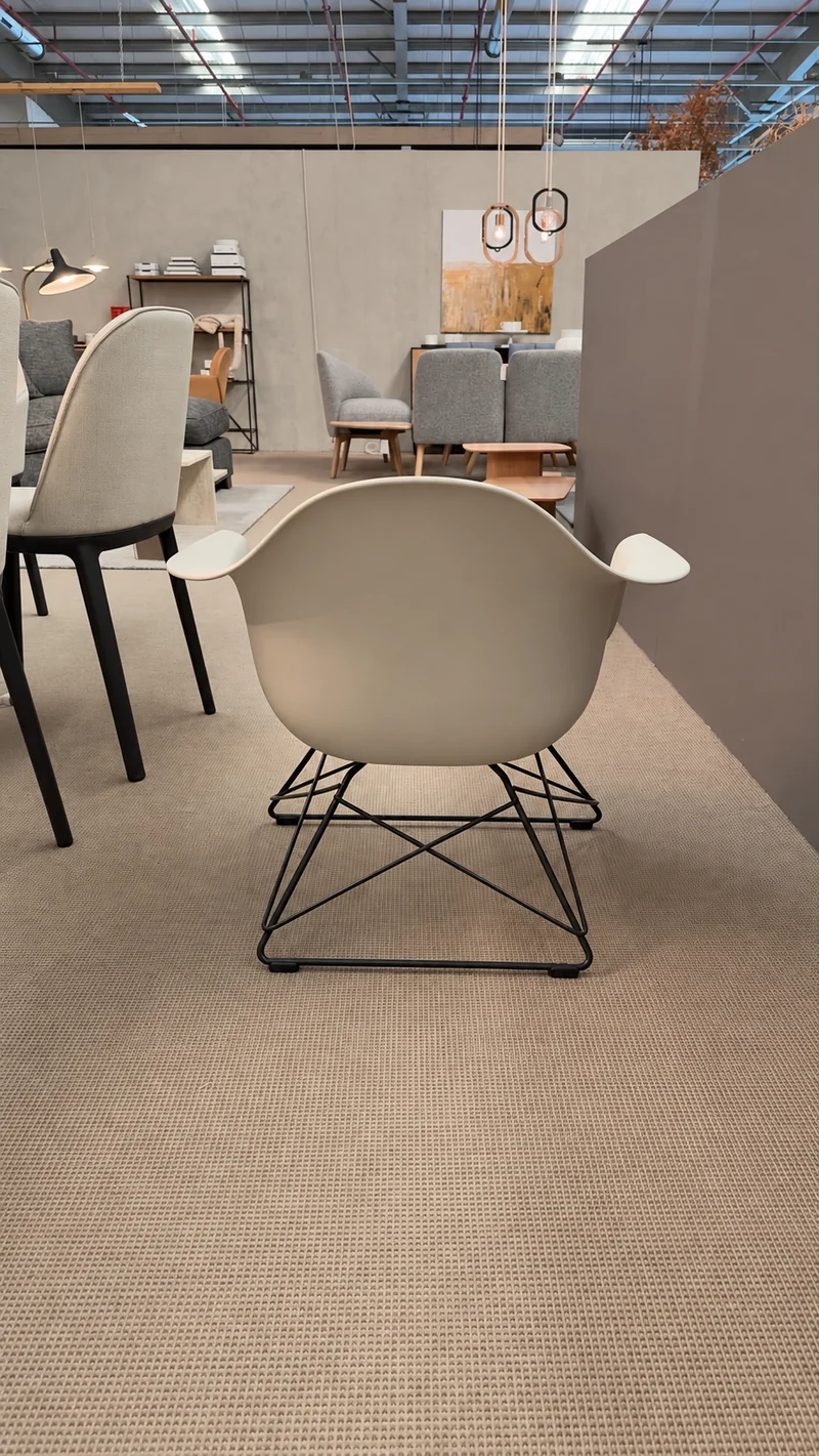 EXPO Vitra LAR Sessel