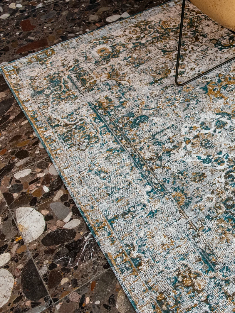 Antiquarian Bakhtiari Fener Teppich