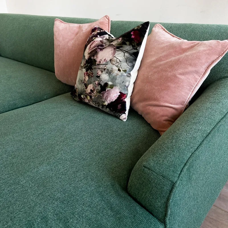Ecksofa | Lars 11 in Tannengrün mit Metall-Füßen