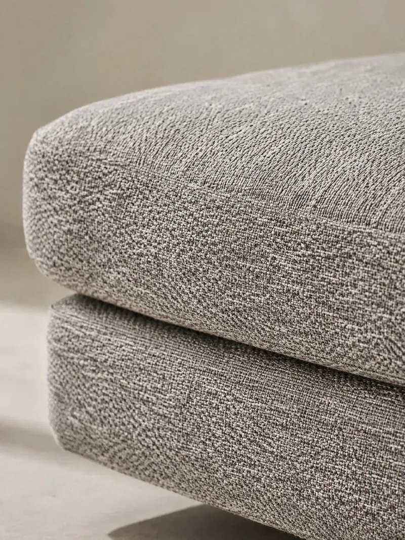 Parma Sofa | "Gigahocker"
