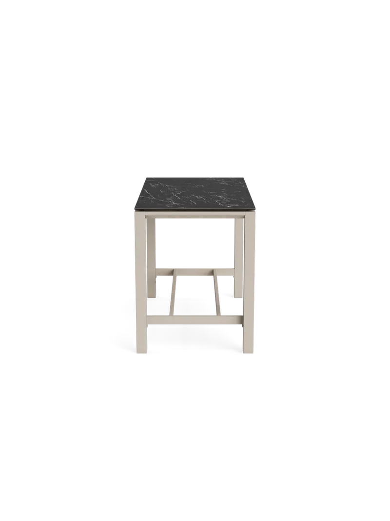 Concept Bar Table