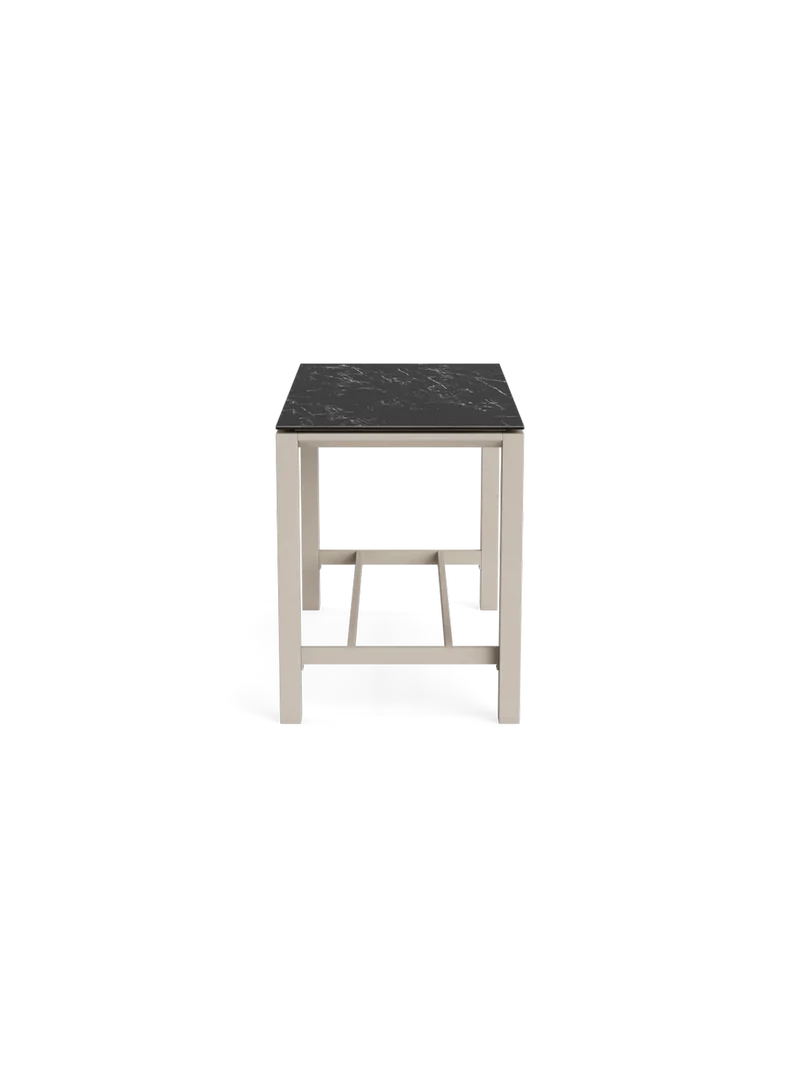 Concept Bar Table