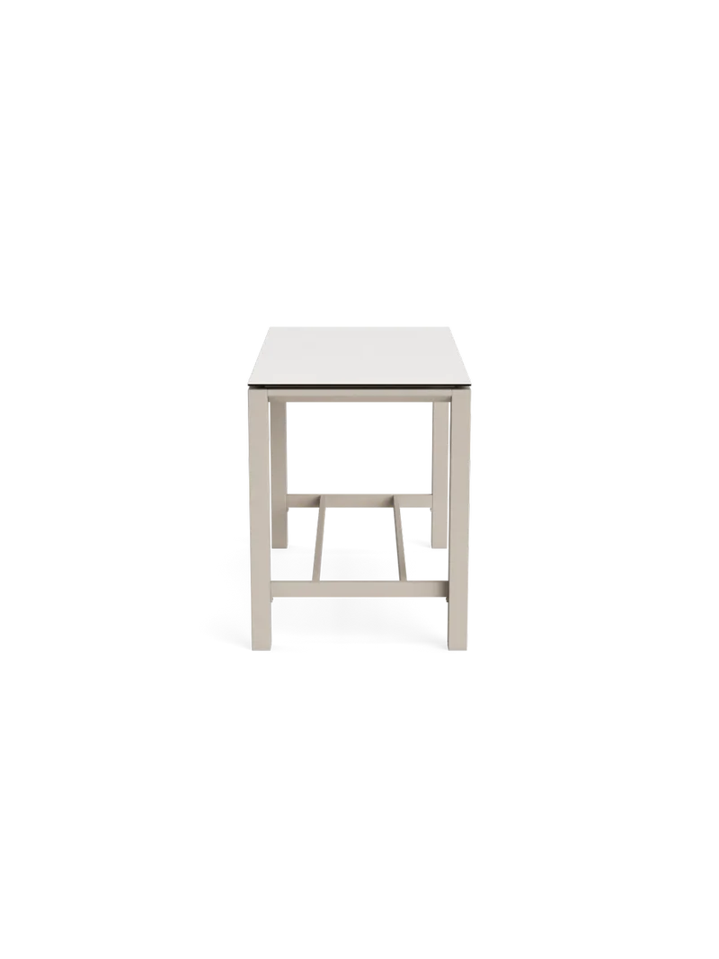 Concept Bar Table