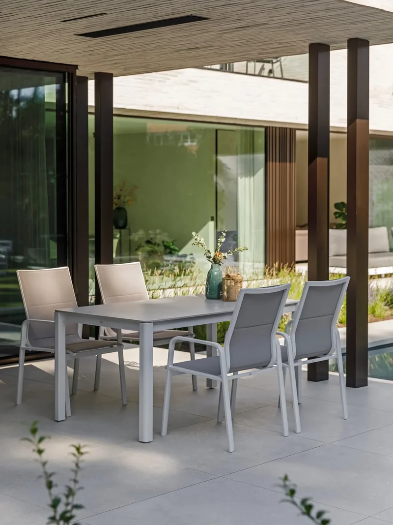 Salvador Dining Table