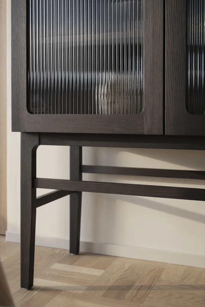 Vitrinenschrank H160cm, braun