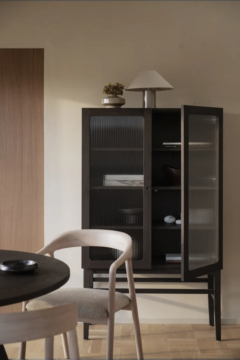 Vitrinenschrank H160cm, braun