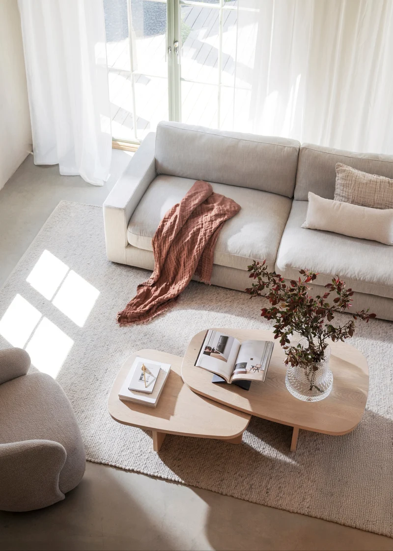 Coffeetable oval 90x60cm, Eiche hell