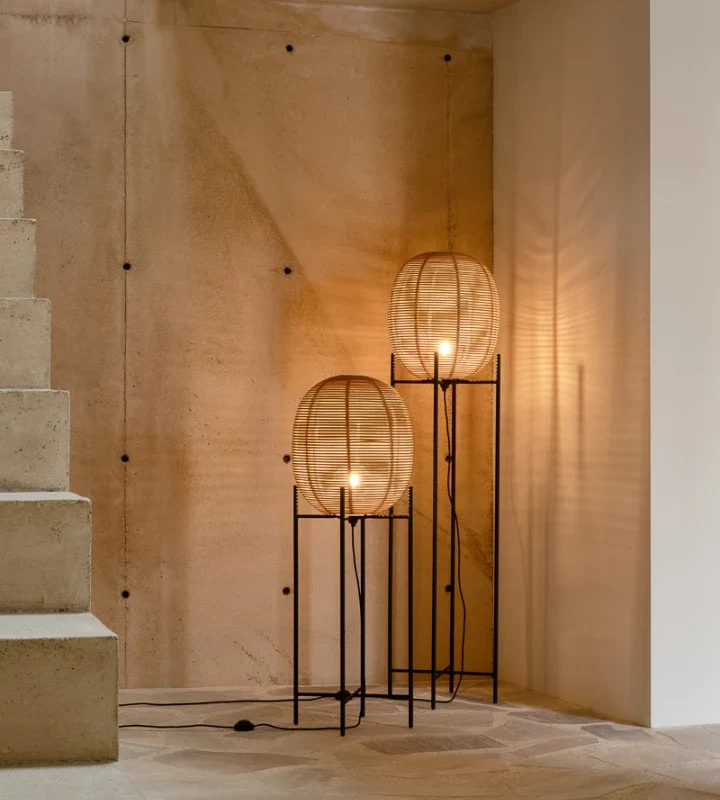 Stehlampe SARI
