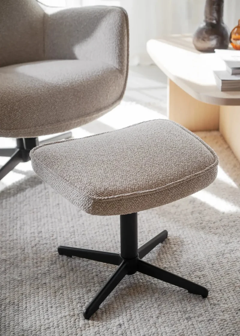 Sessel mit Fußhocker, beige