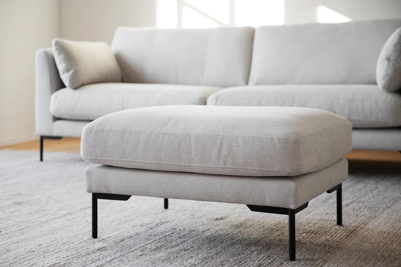 Lounge Sofa Corwin 2,5-Sitzer, hell-beige