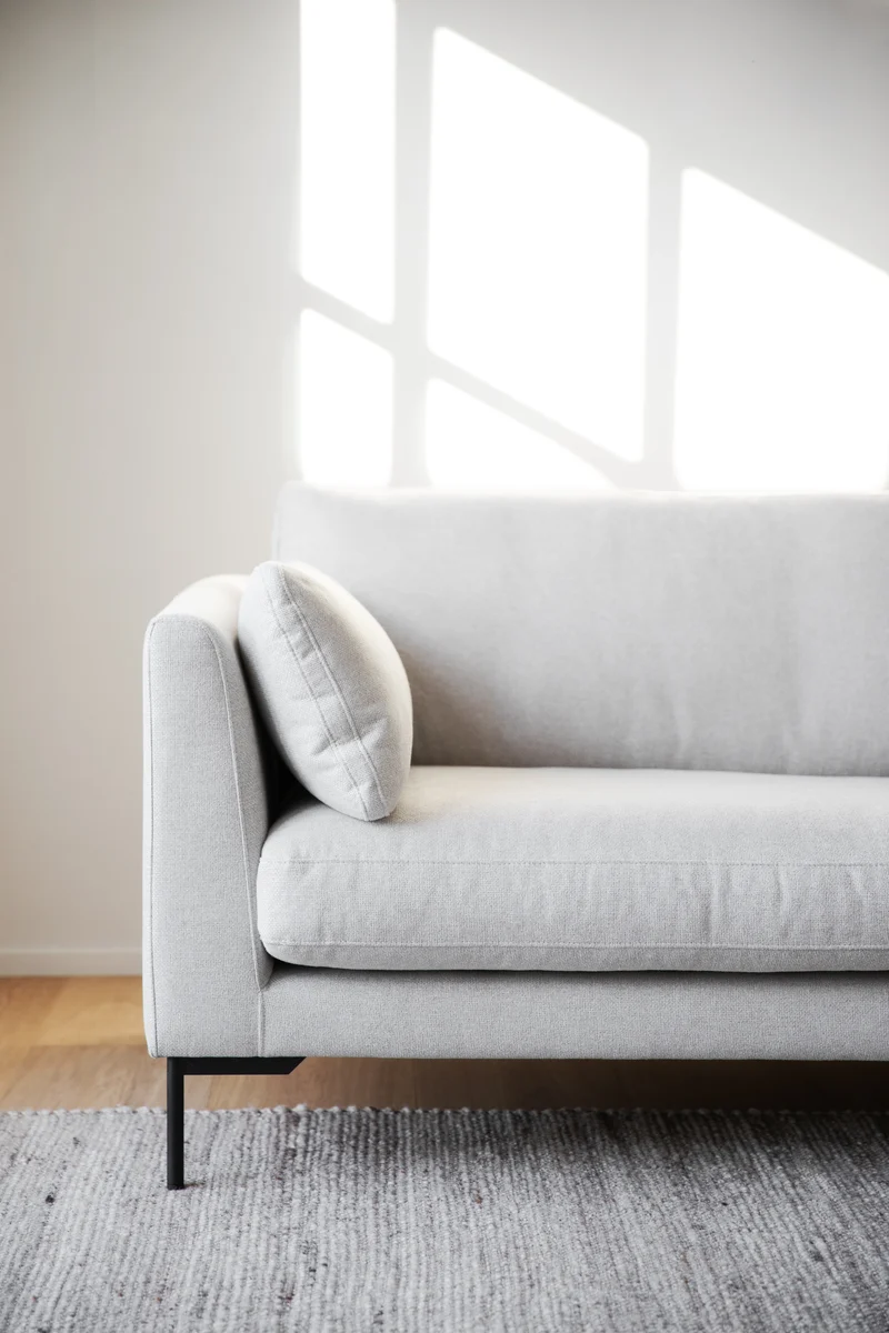 Lounge Sofa Corwin 2,5-Sitzer, hell-beige
