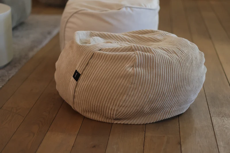 EXPO Vetsak FOOTSAK Pouf