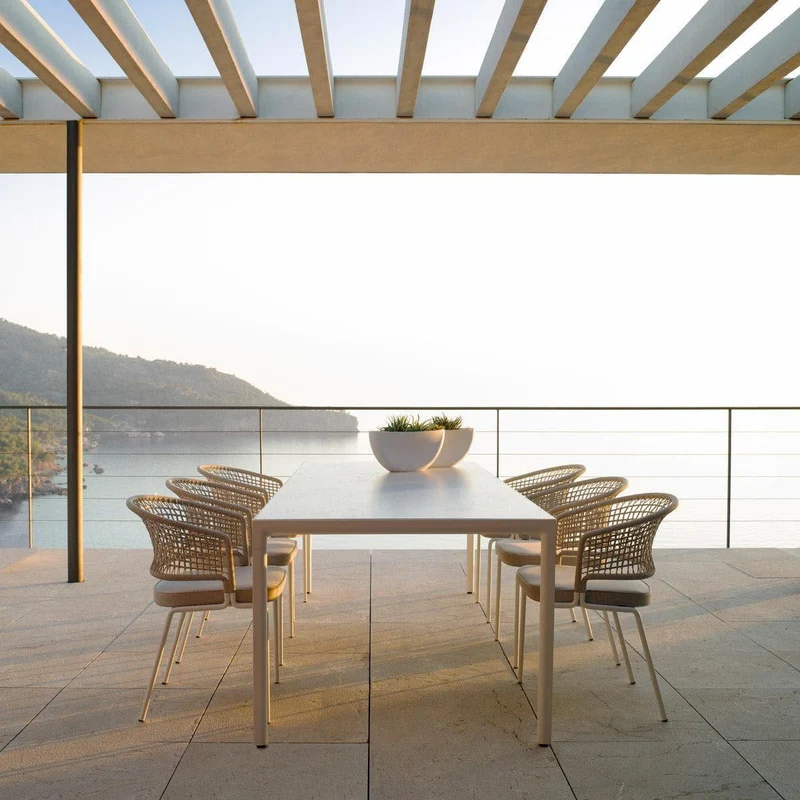 Gartentisch ILLUM