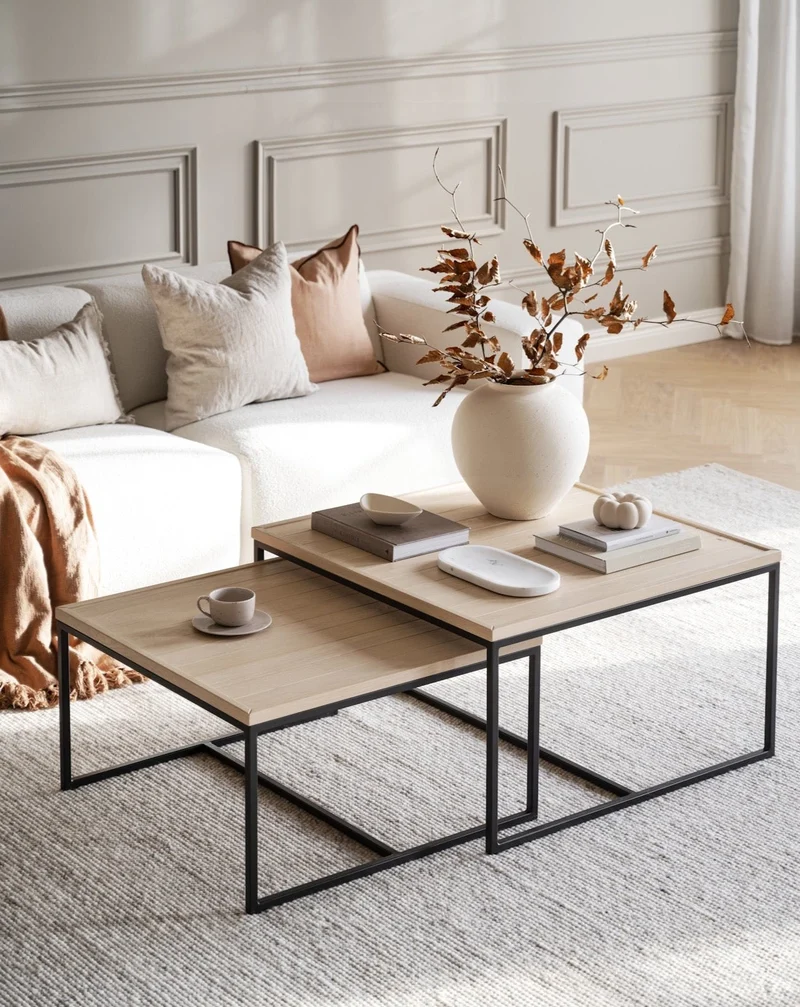 Coffeetable 80x80cm, Eiche natur