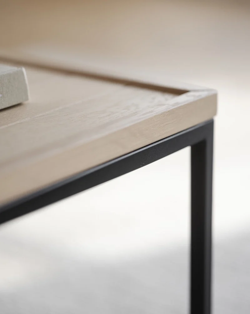 Coffeetable 80x80cm, Eiche natur