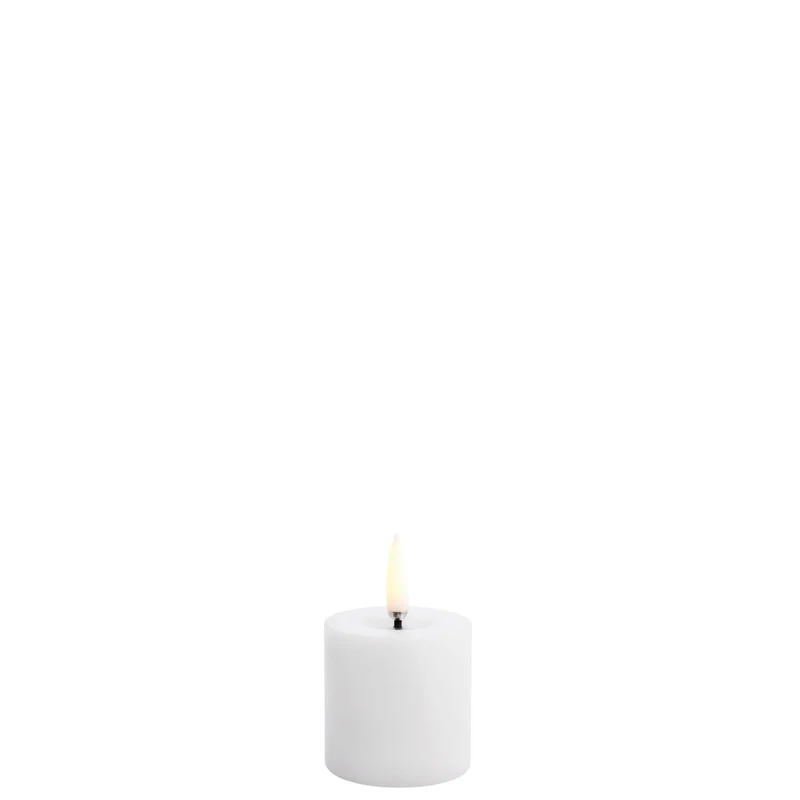 Kerze MELTED PILLAR SMOOTH LED Uyuni - Nordic White Ø5x4.5cm
