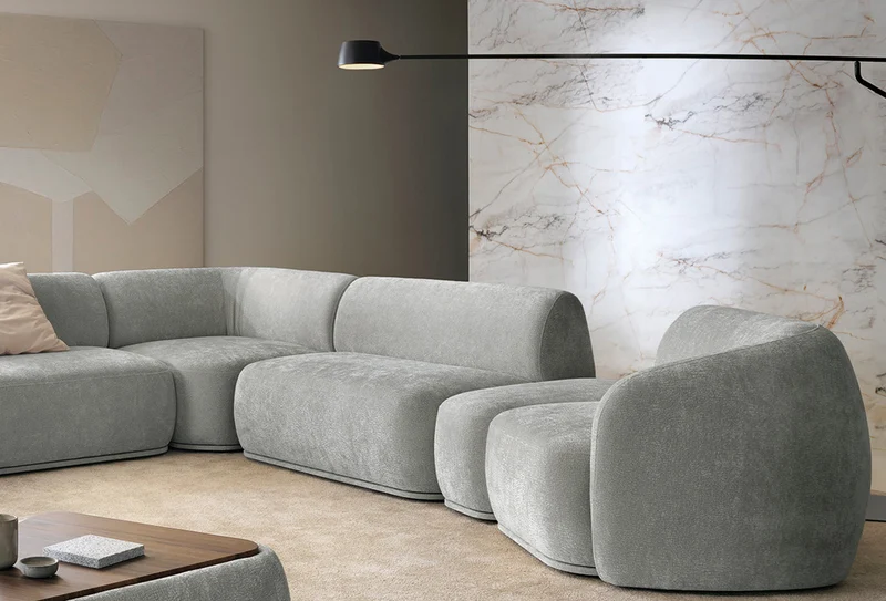 Modulares dreieckiges Pouf Bommo in grauem Chenille