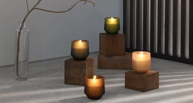 Duftkerze LED SCENTED Glas Braun