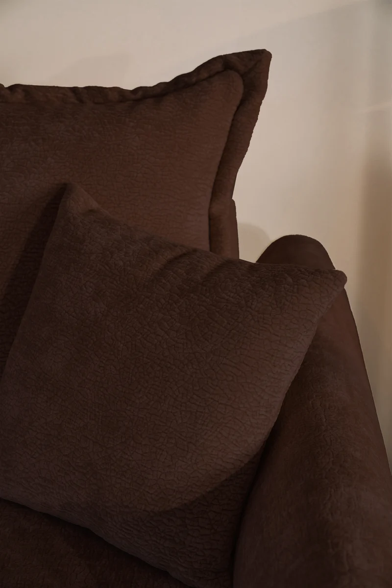 Ecksofa mit Schlaffunktion Cushi, L-förmig, rechtsseitig, mit Stauraum, brauner Chenille-Bezug