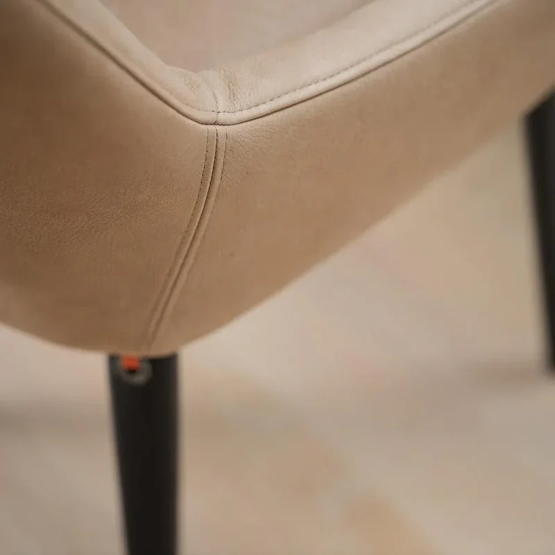 Stuhl SAGA C0110