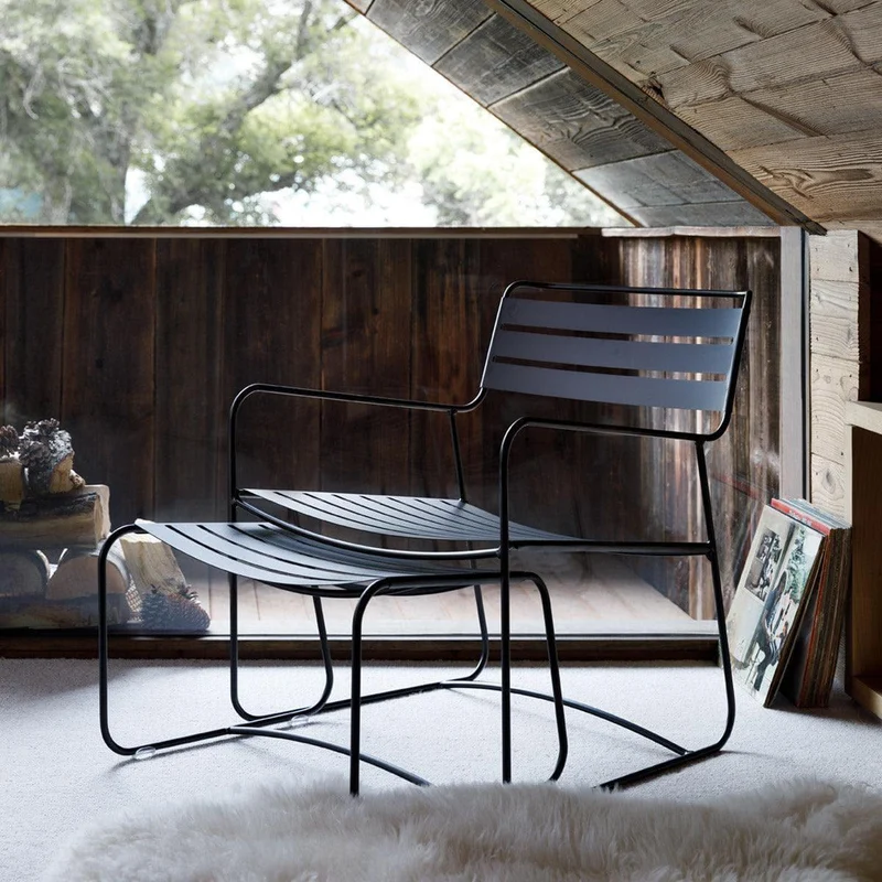 Hocker SURPRISING