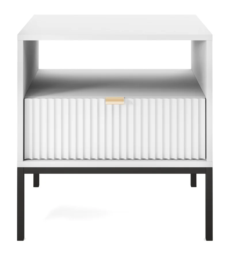 Nachttisch Vellore 54 cm weiß mit geriffelter Front und goldenem Griff