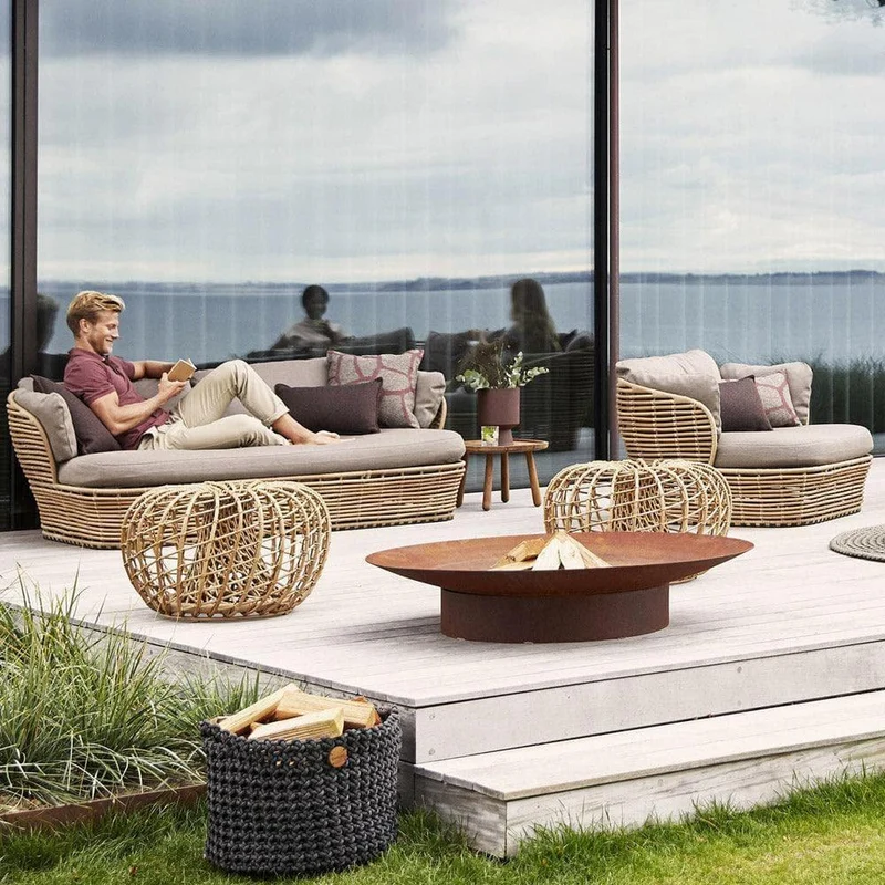 Hocker NEST