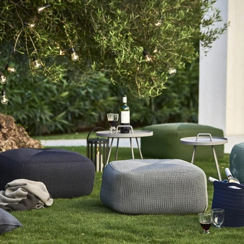 Hocker DIVINE