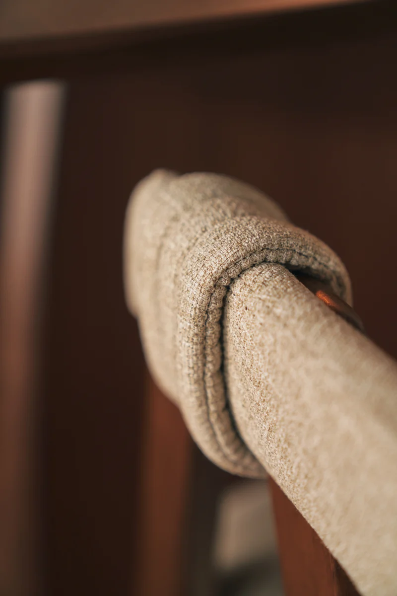 Holzstuhl für das Esszimmer Inneles Nussbaum/Beige