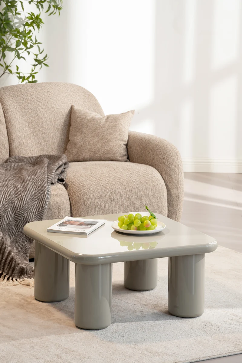 Vellity Couchtisch 70x70 cm beige Hochglanz
