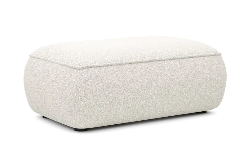 Ovo Hocker in cremigem Bouclé