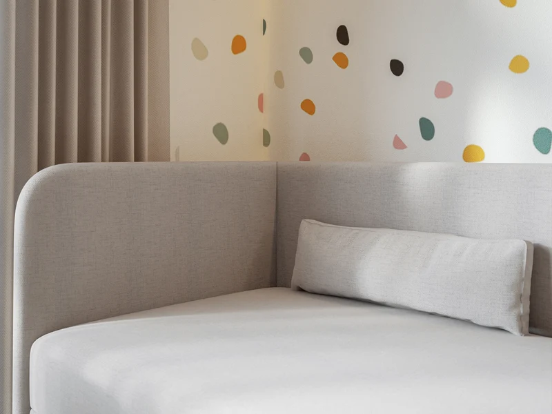 Jugendbett 90x200 cm Calmmo linksseitig mit Stauraum hellgrauer hydrophober Chenille-Stoff