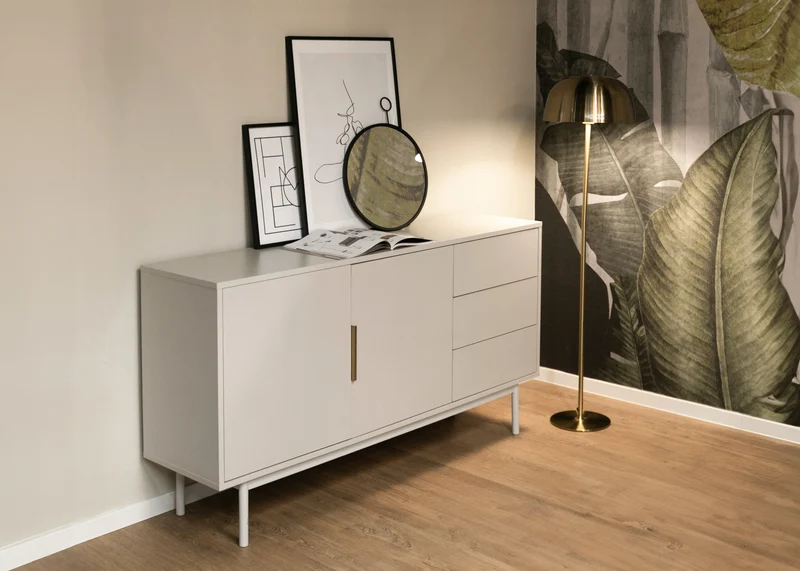 Viviaro Kommode mit zwei Türen und drei Schubladen, 154 cm, Kaschmir
